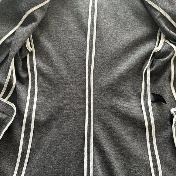Express Women's Dark Grey Blazer Size Small NWOT - Picture 11 of 11